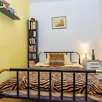 Two-bedroom In Jesenice (Split-Dalmatia)